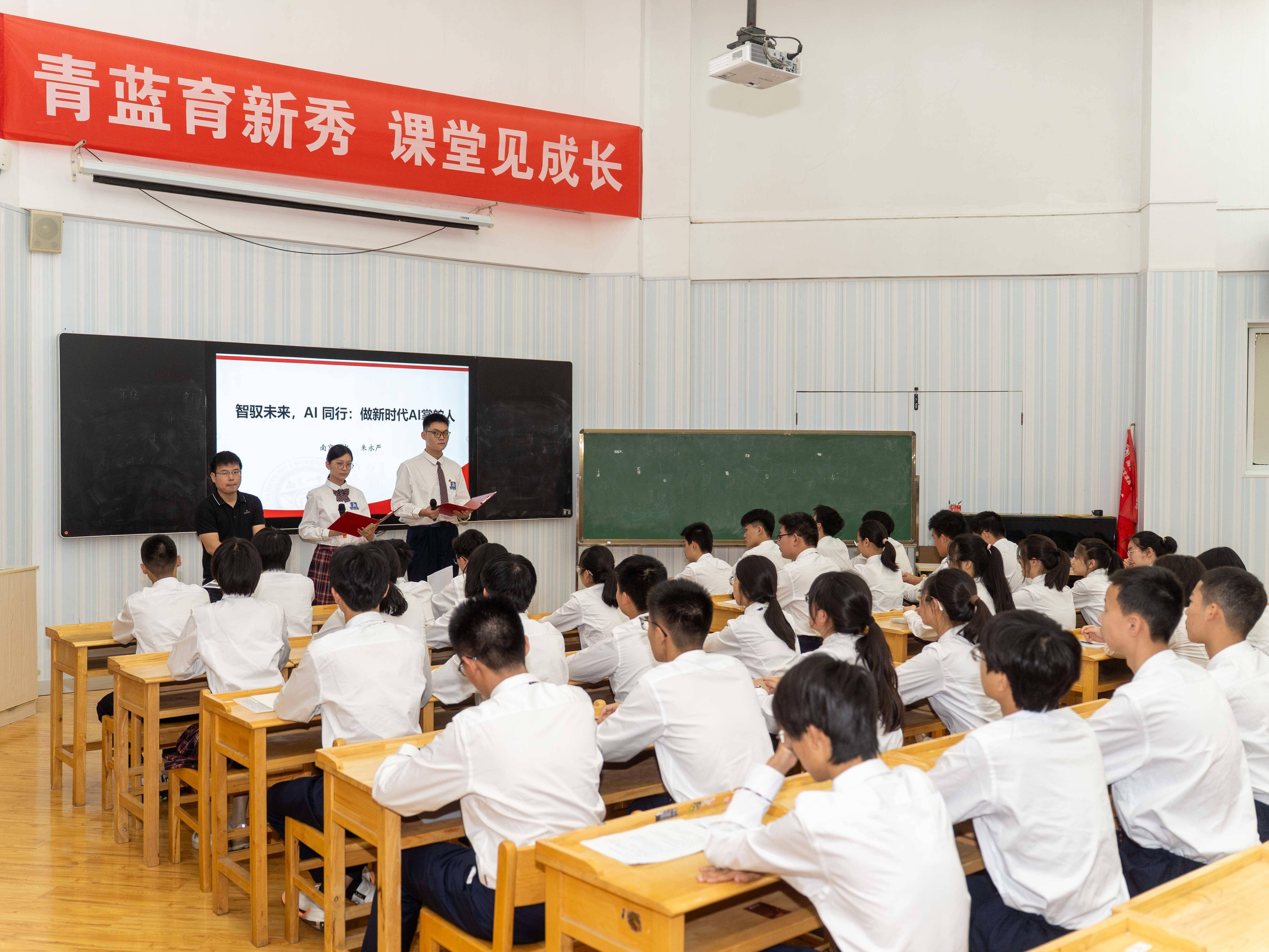 
                        4:3图片