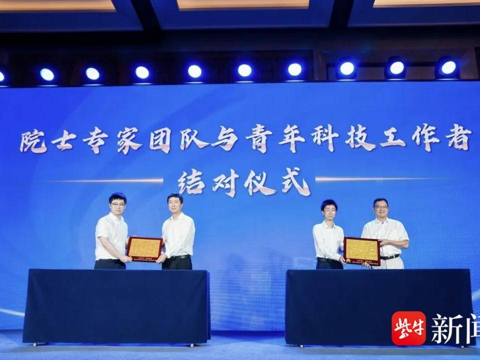 
                        4:3图片
