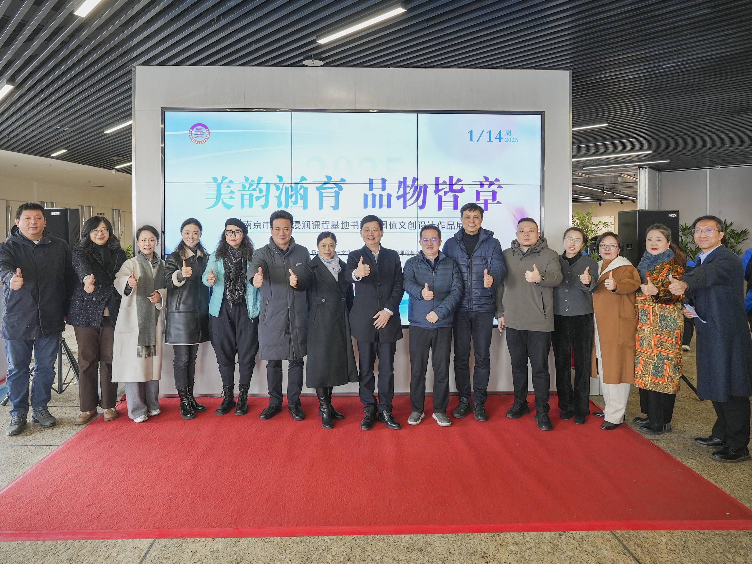 
                        4:3图片