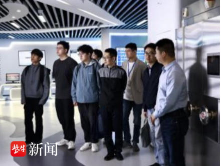 
                        4:3图片