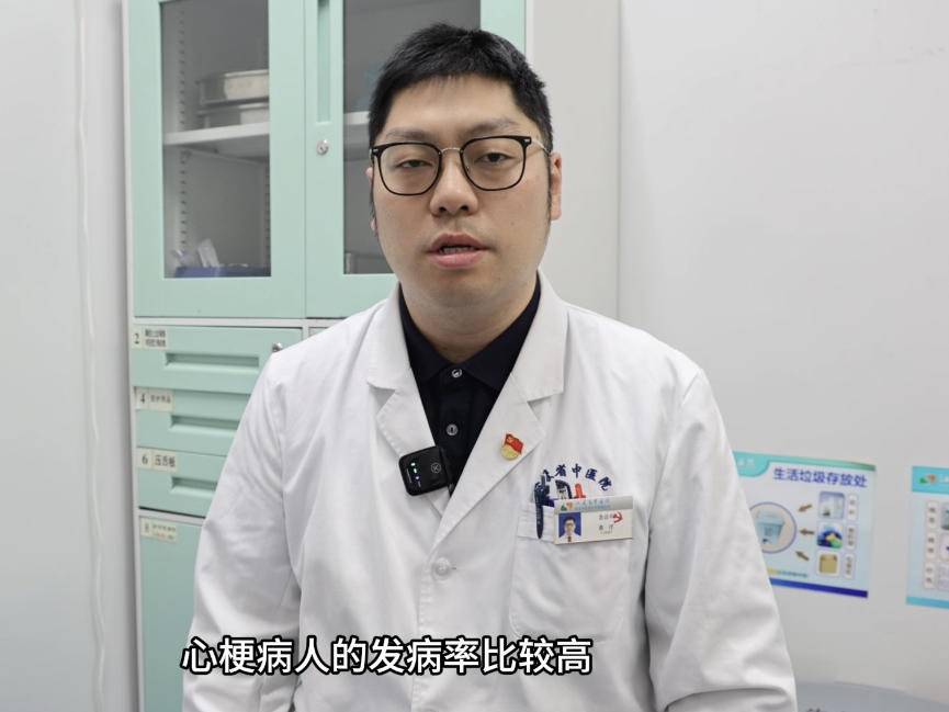 
                        4:3图片