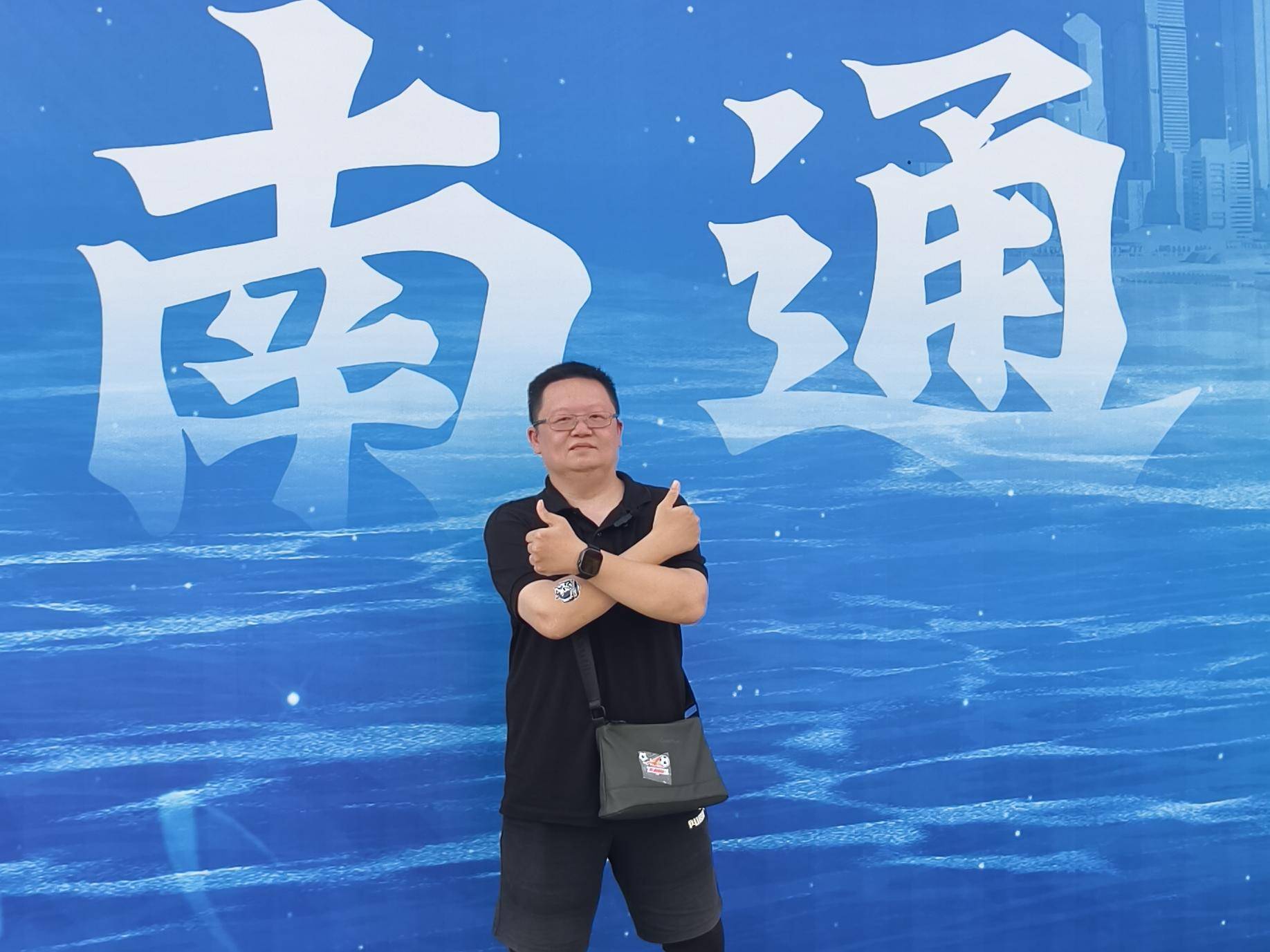 
                        4:3图片