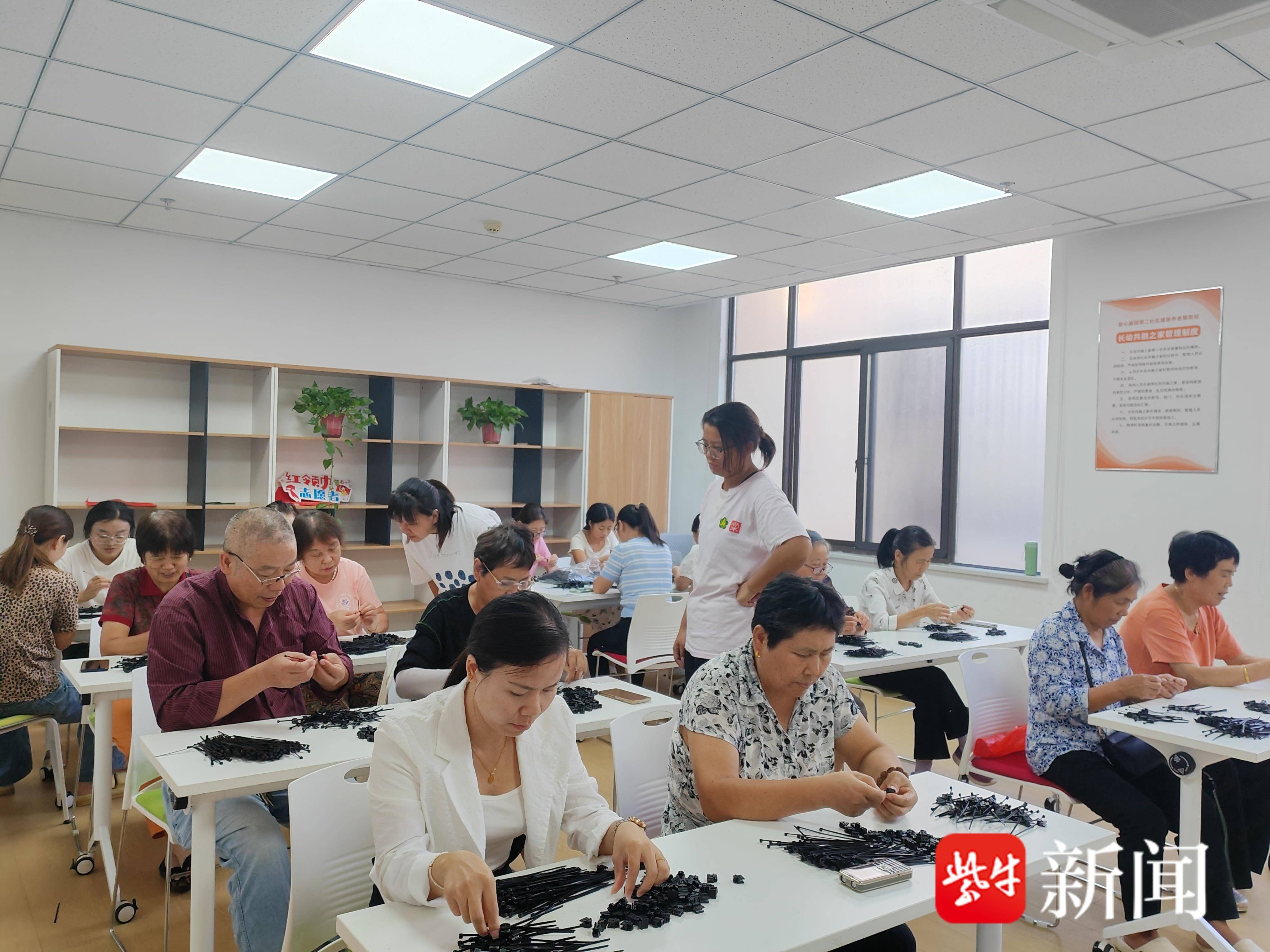 
                        4:3图片