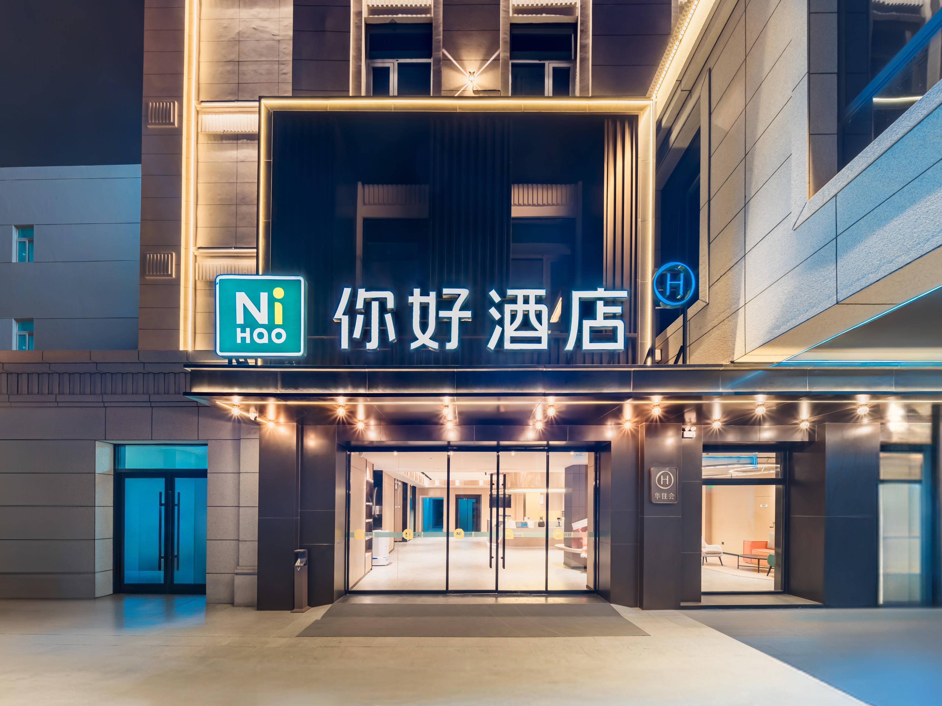 
                        4:3图片