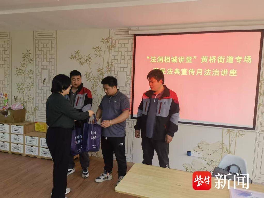 
                        4:3图片
