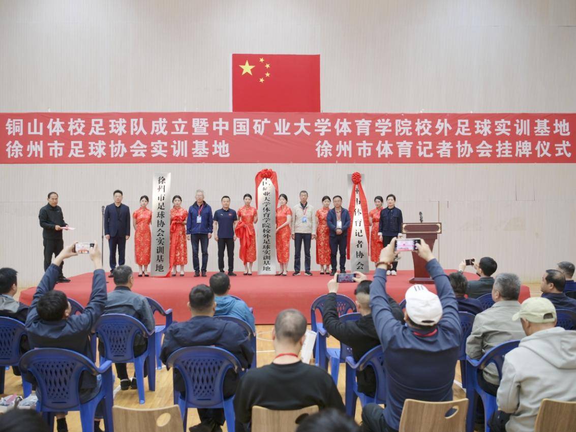 
                        4:3图片