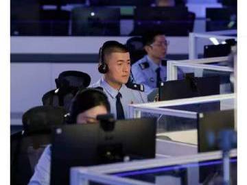 
                        4:3图片