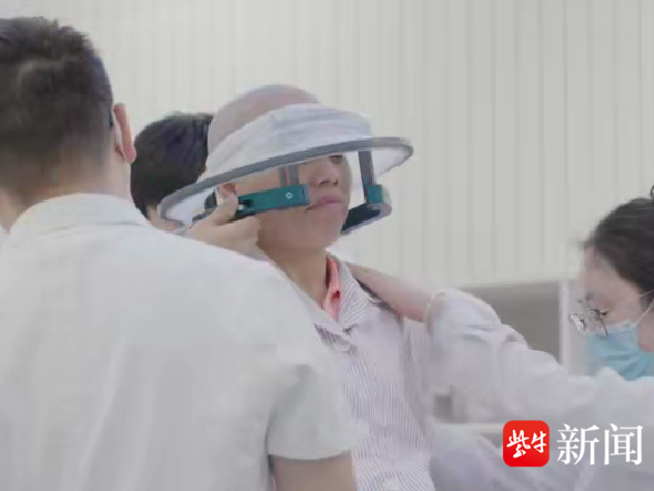 
                        4:3图片
