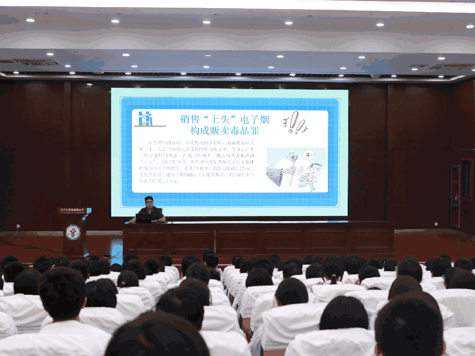 
                        4:3图片