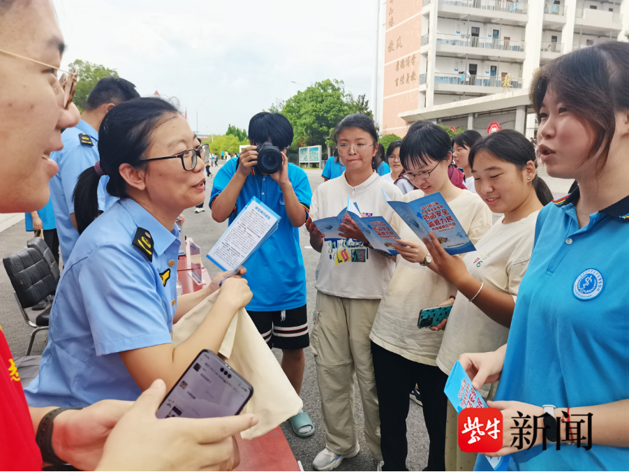 
                        4:3图片