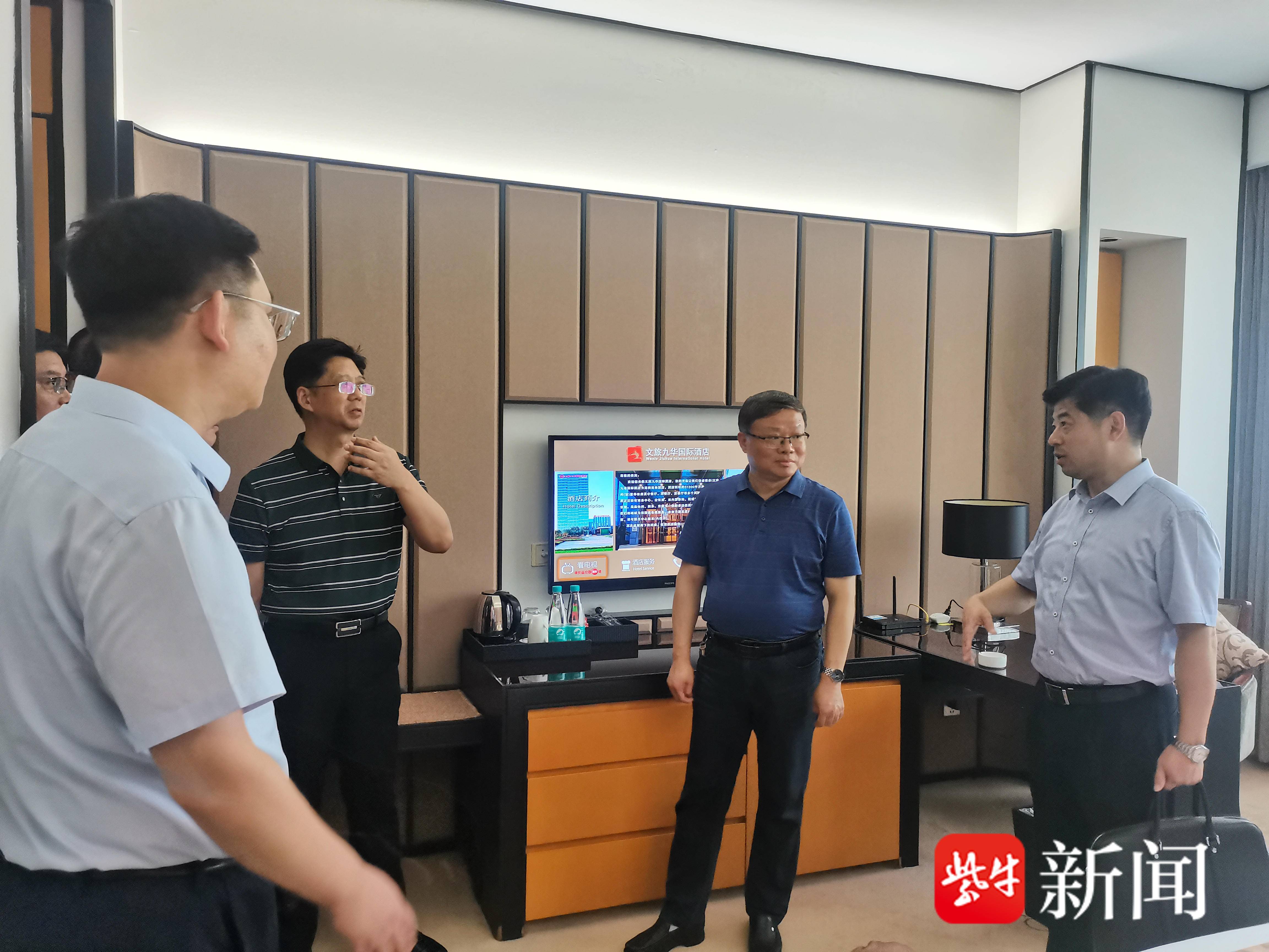 
                        4:3图片