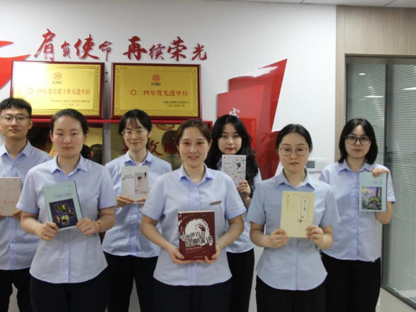 
                        4:3图片