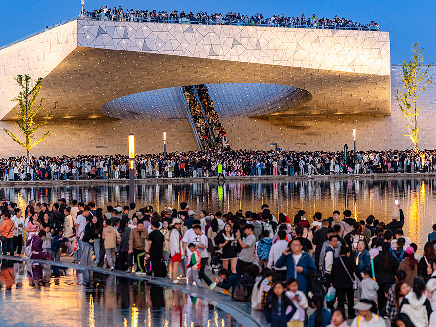 
                        4:3图片