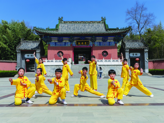 
                        4:3图片