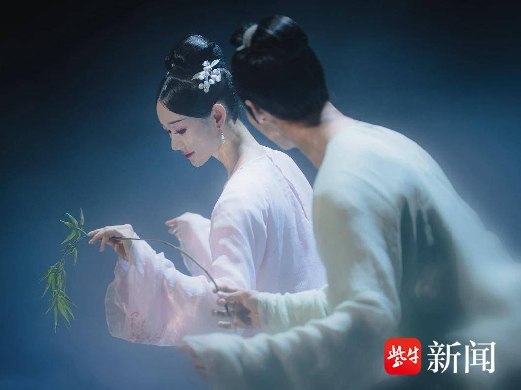 
                        4:3图片
