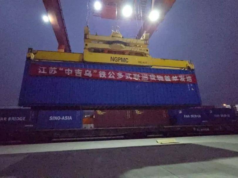 
                        4:3图片