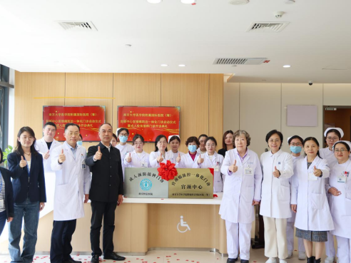 
                        4:3图片