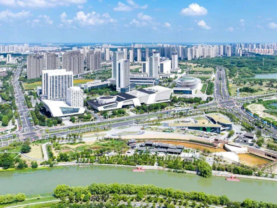 
                        4:3图片