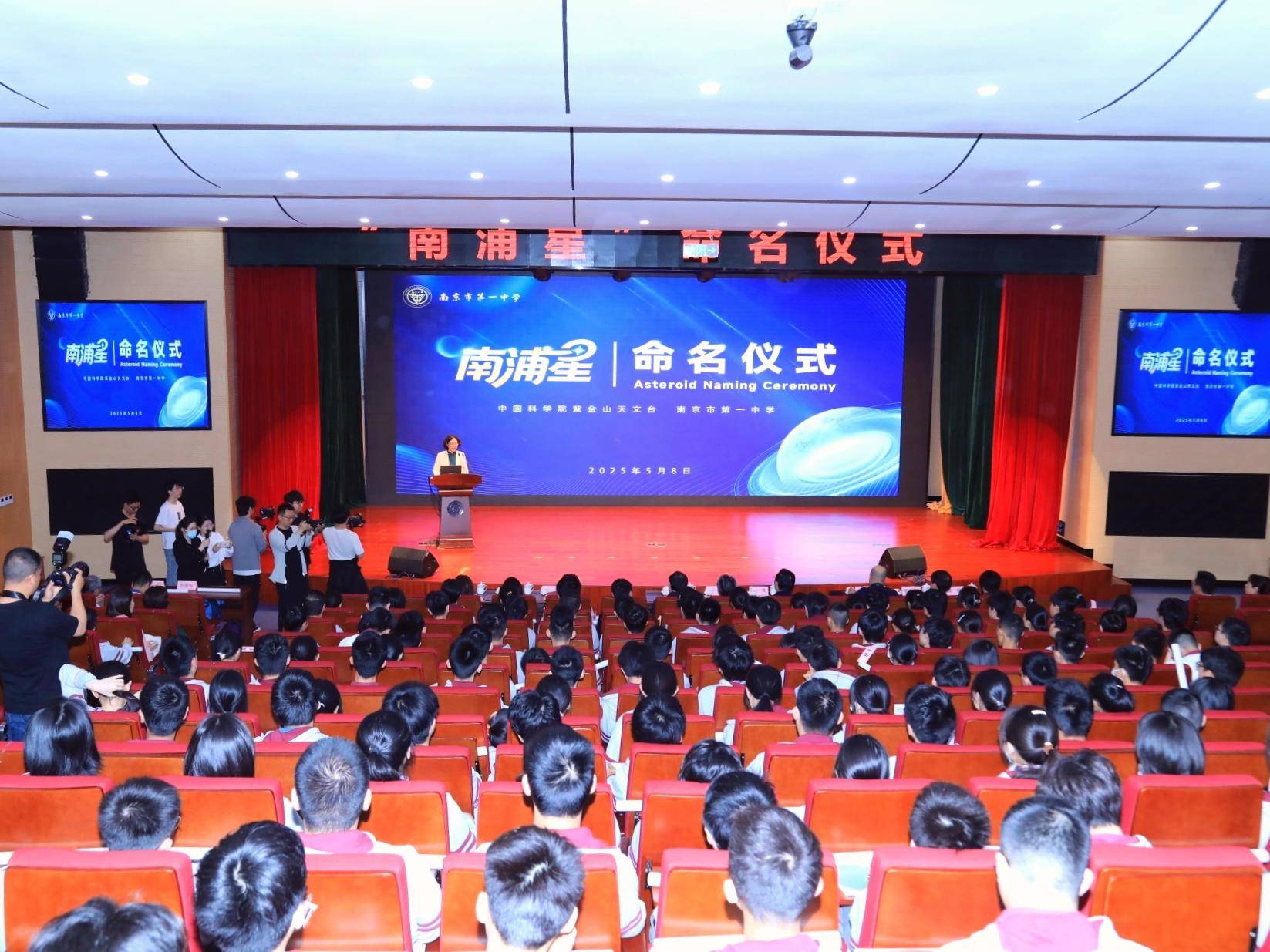 
                        4:3图片