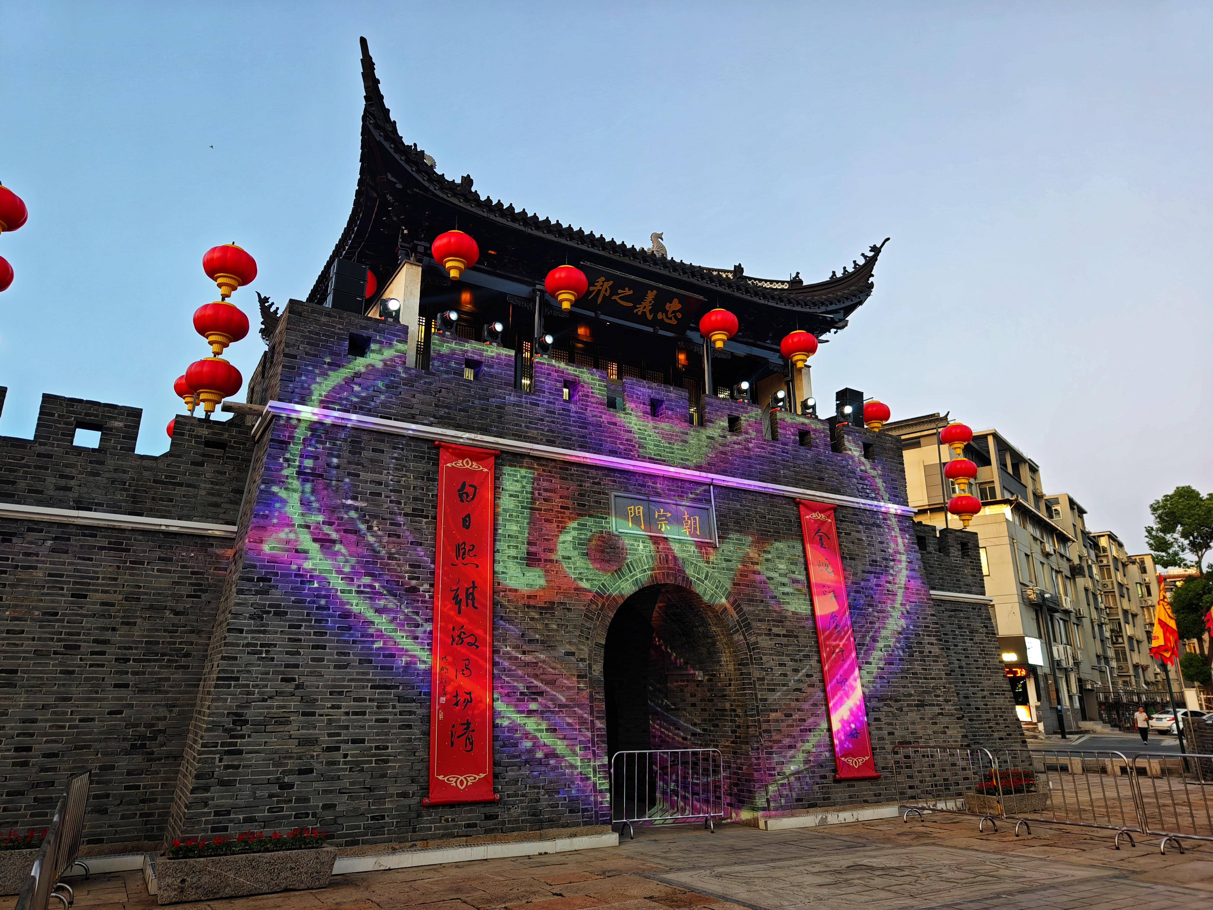 
                        4:3图片