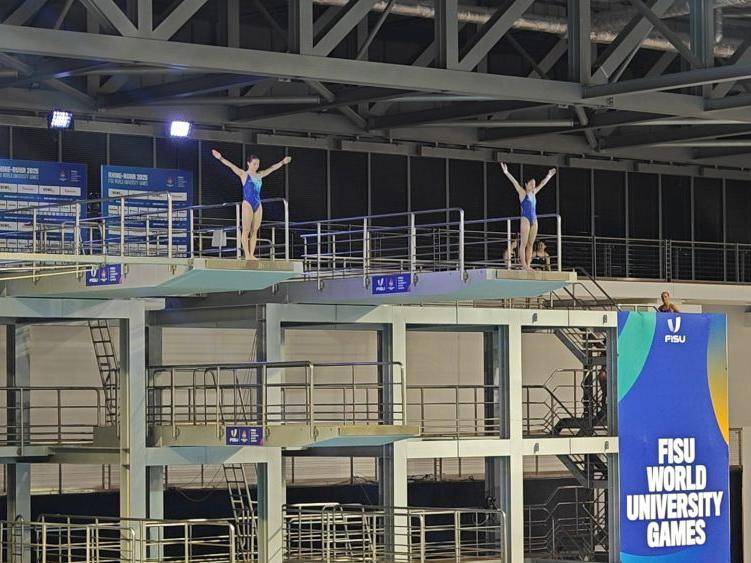 
                        4:3图片