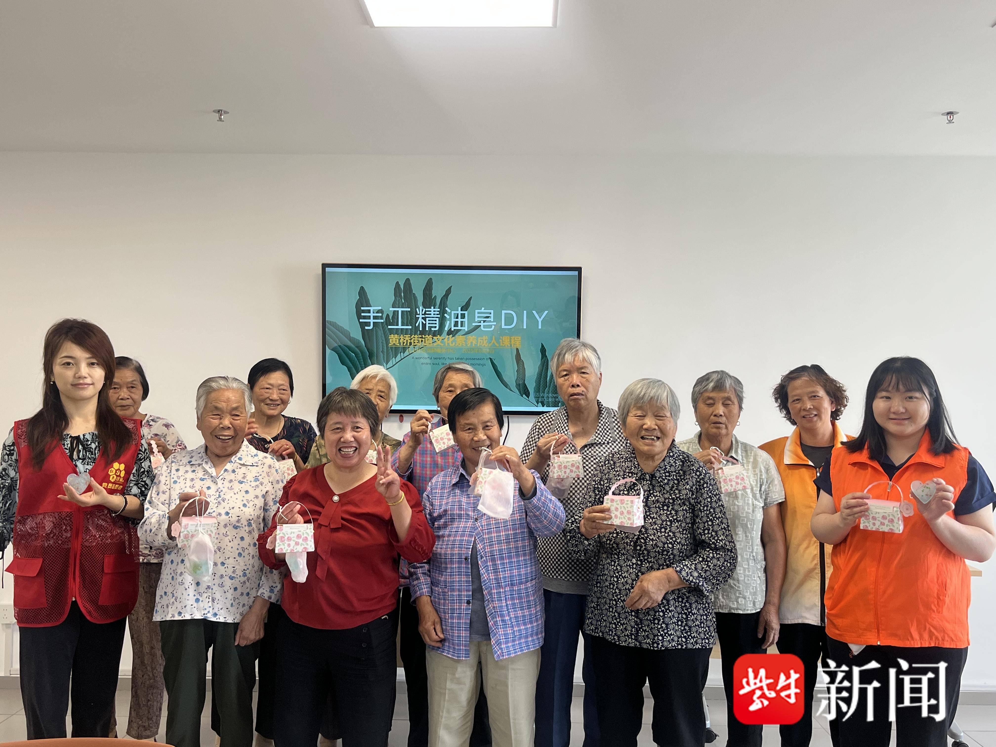
                        4:3图片