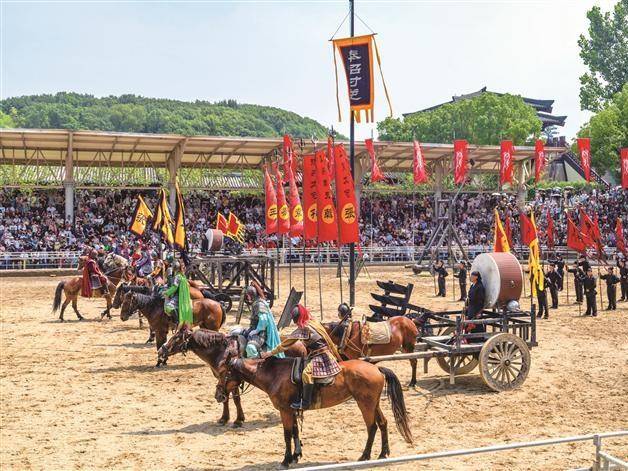 
                        4:3图片
