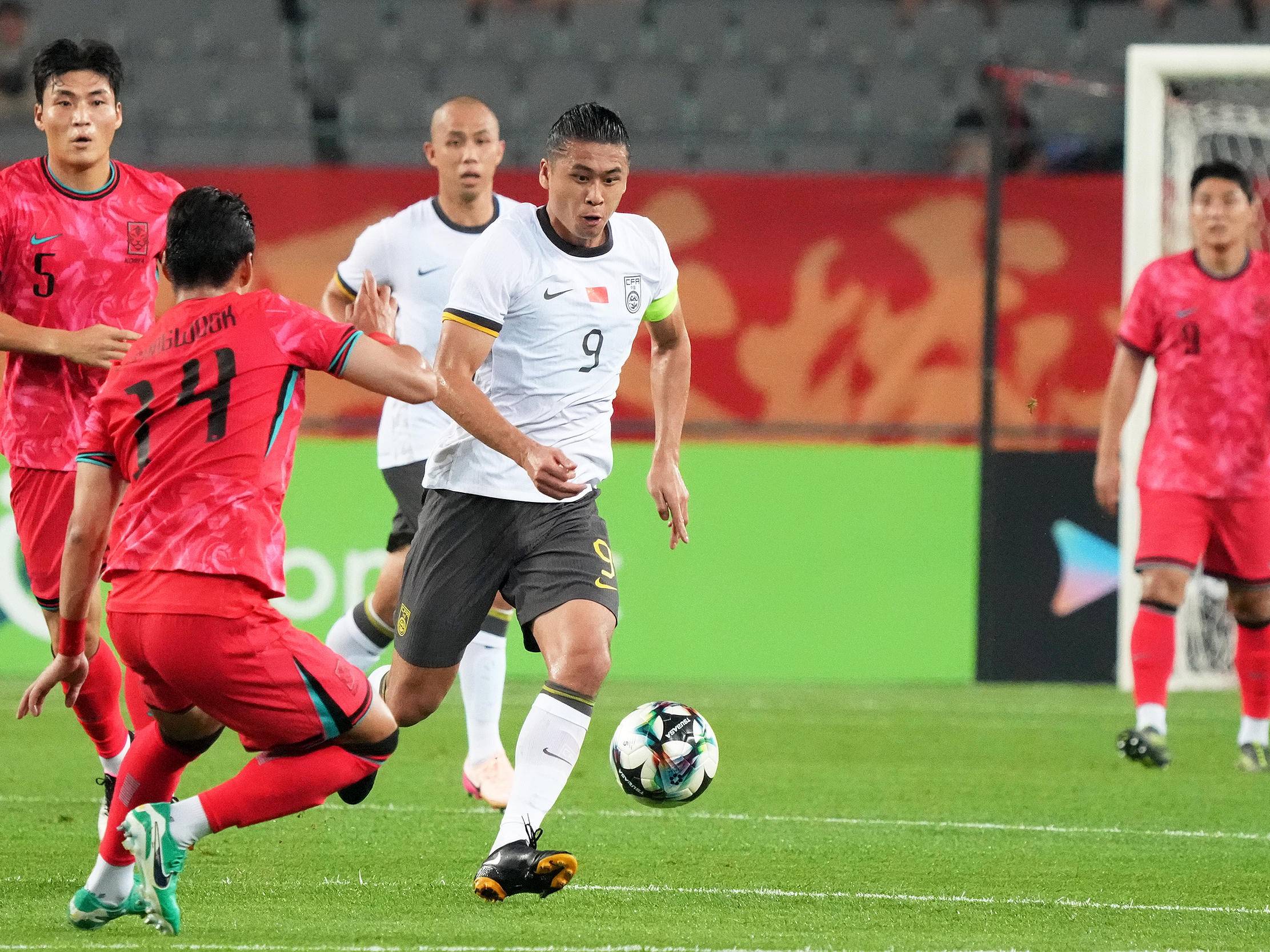 
                        4:3图片