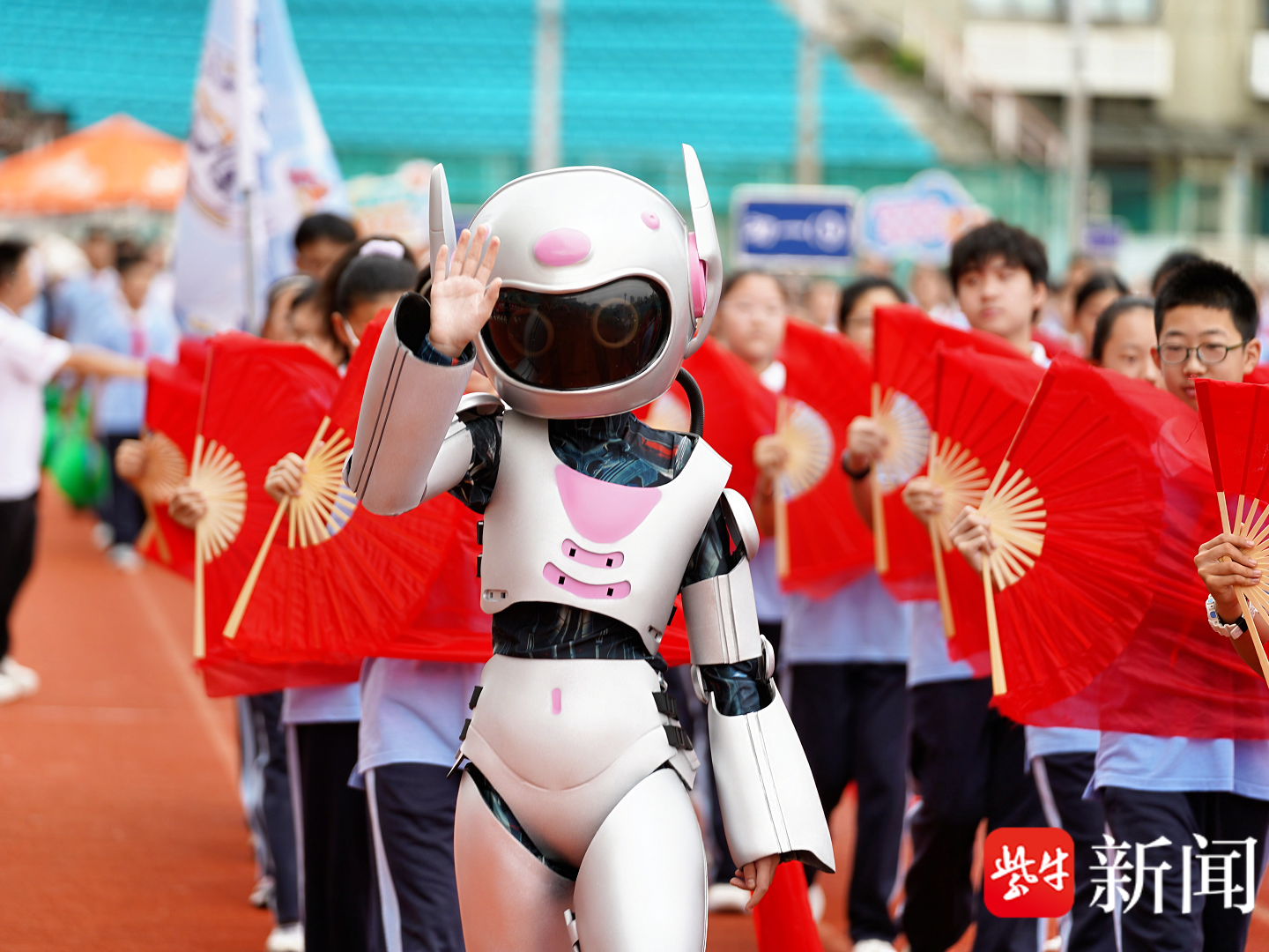 
                        4:3图片