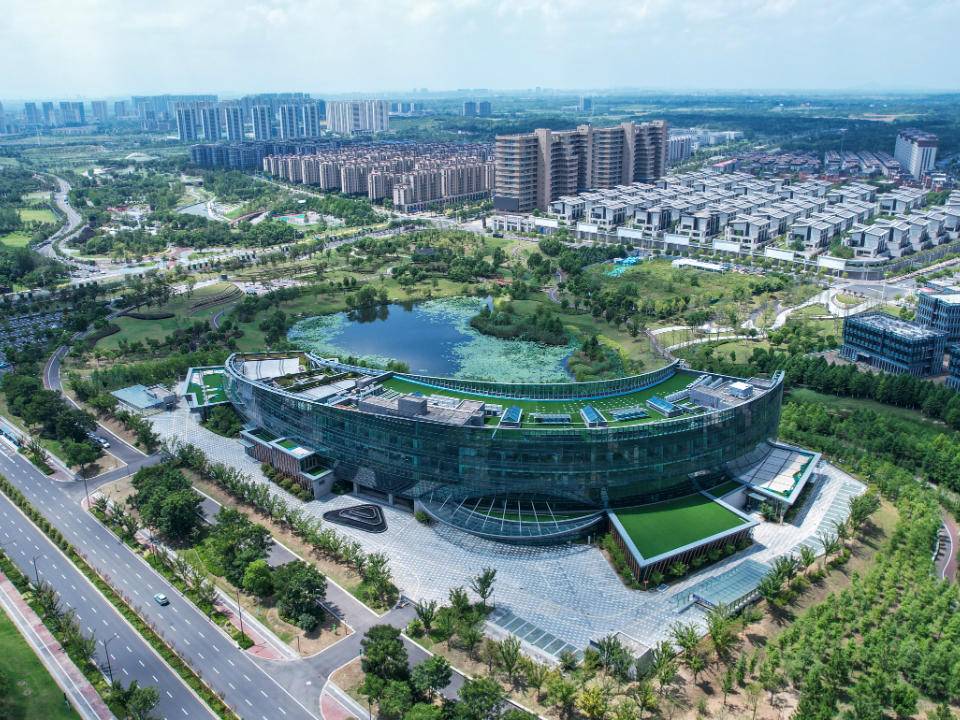 
                        4:3图片
