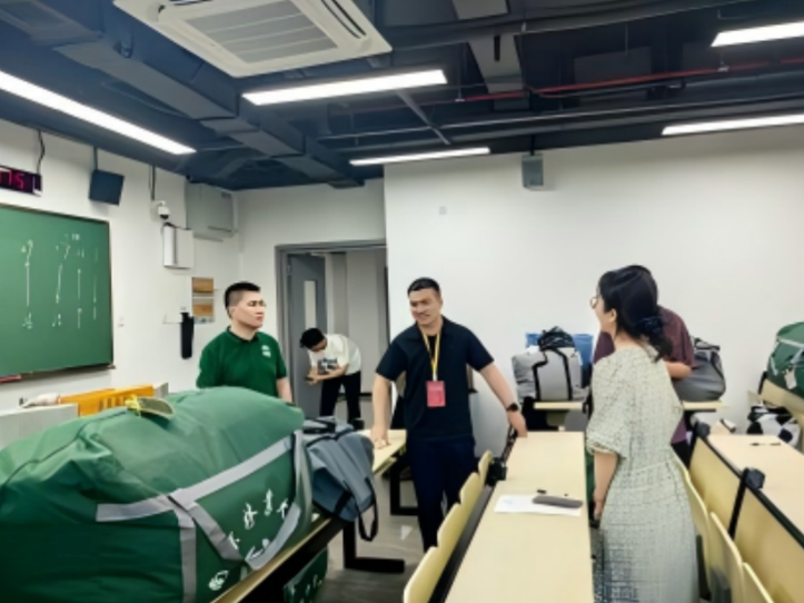 
                        4:3图片