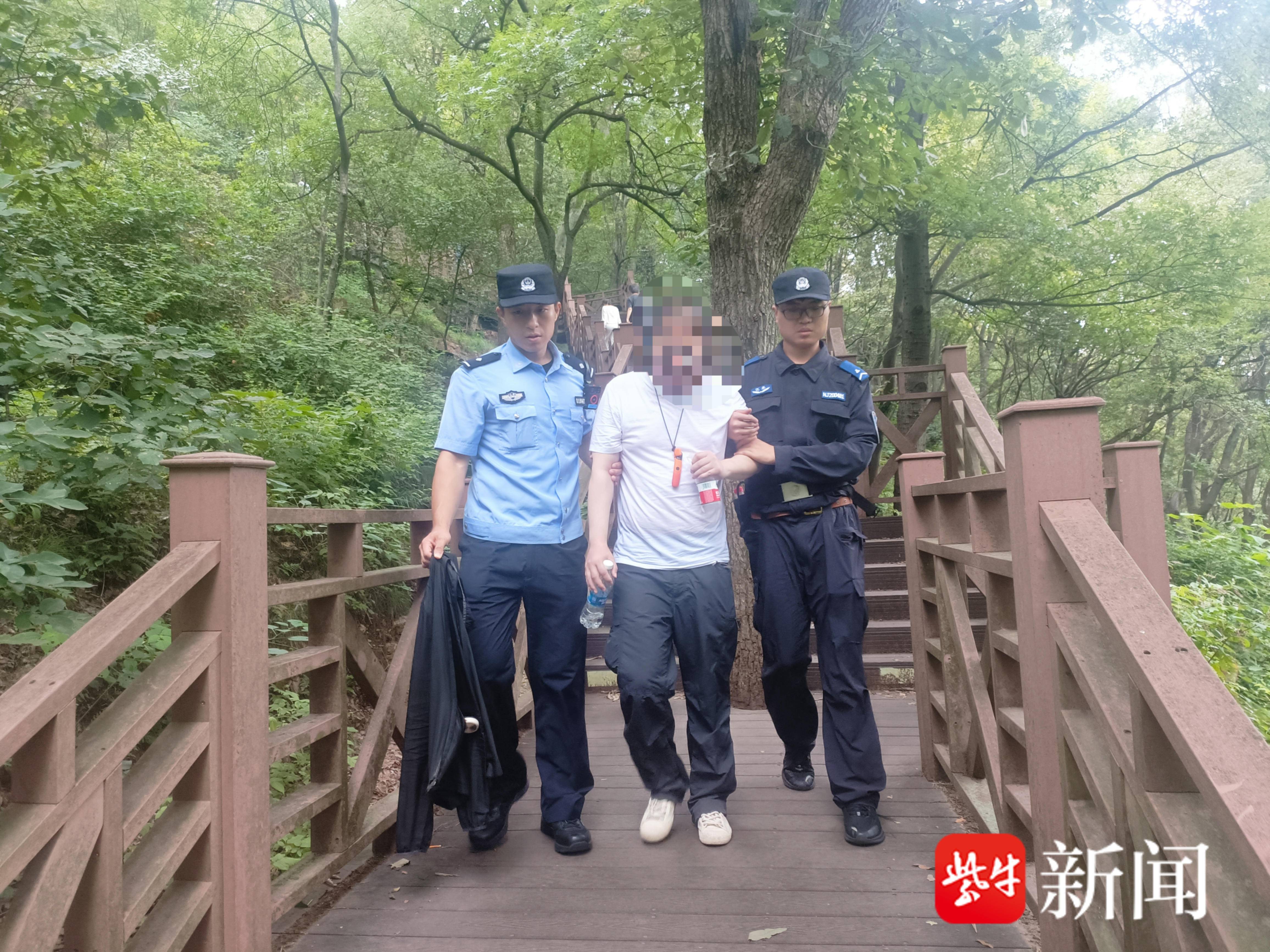 
                        4:3图片