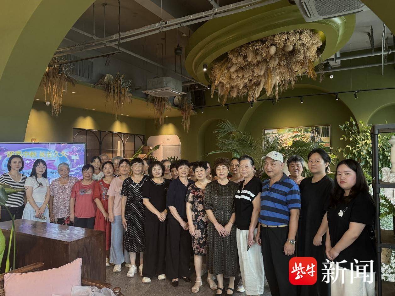 
                        4:3图片