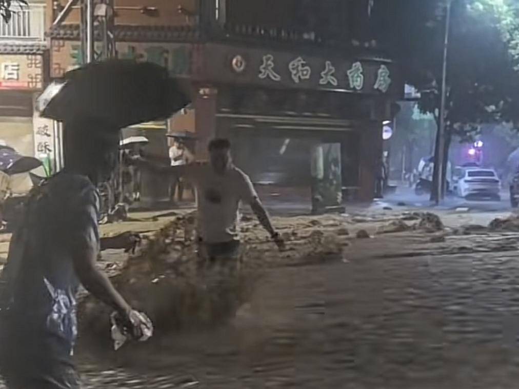 
                        4:3图片