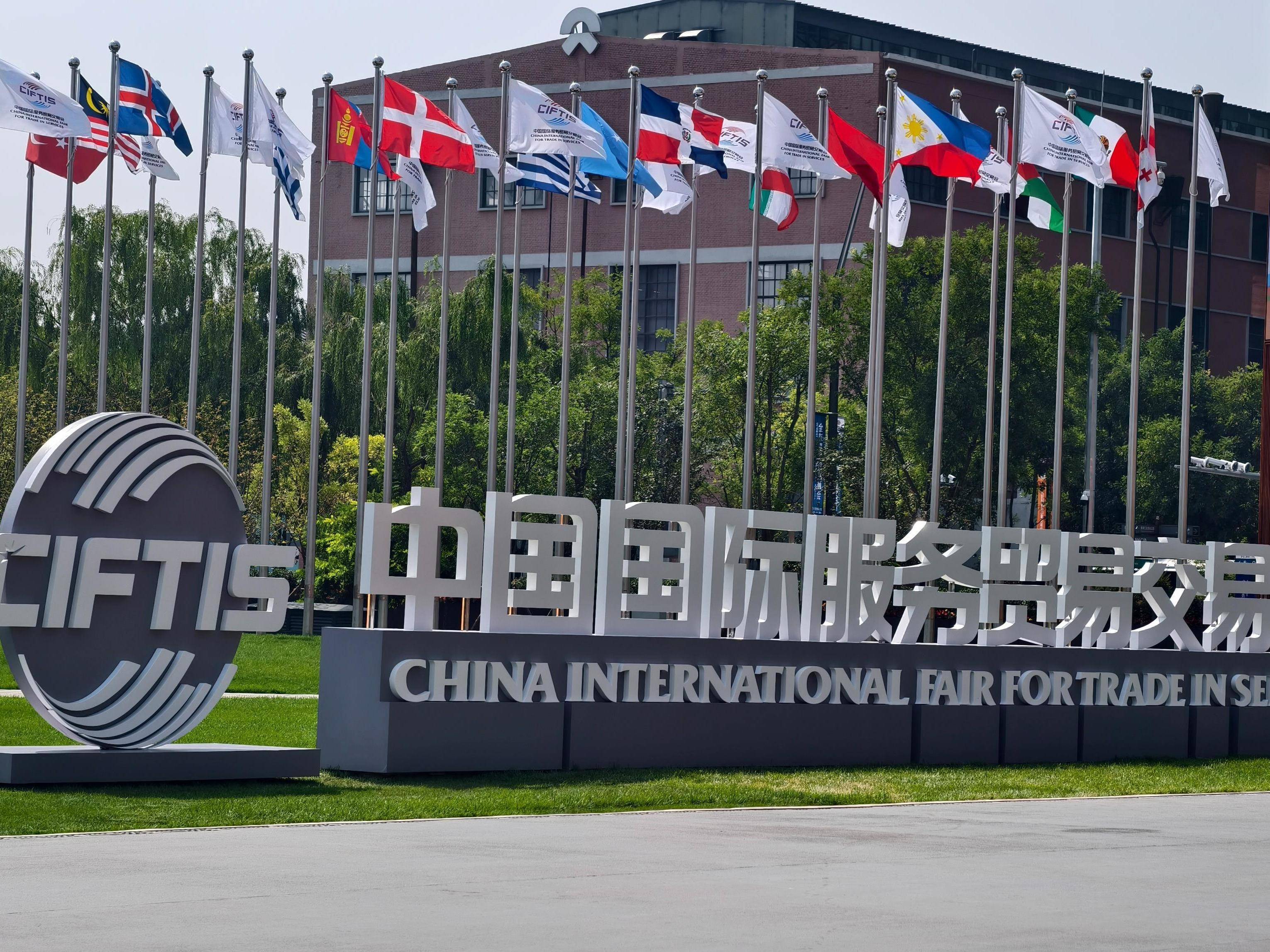 
                        4:3图片