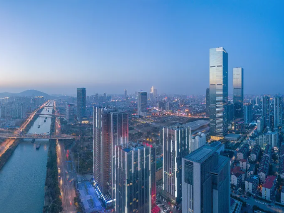 
                        4:3图片
