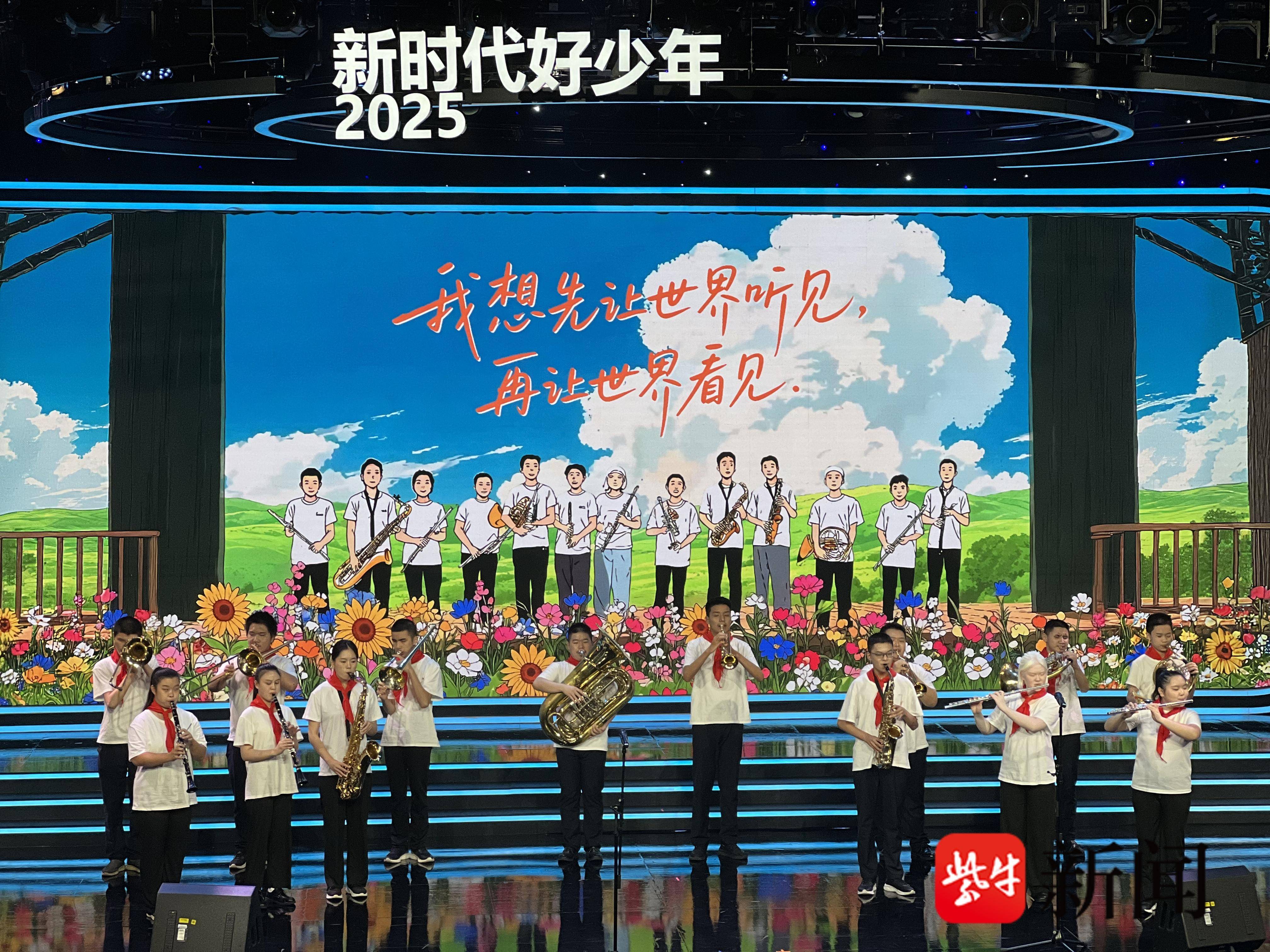 
                        4:3图片