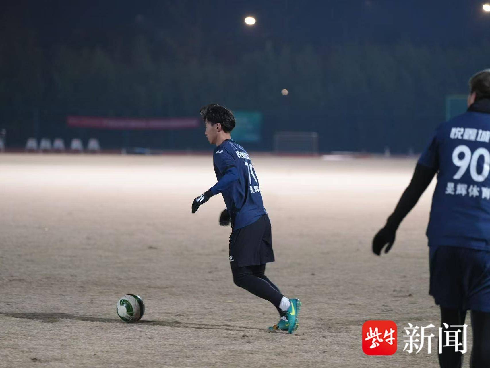 
                        4:3图片