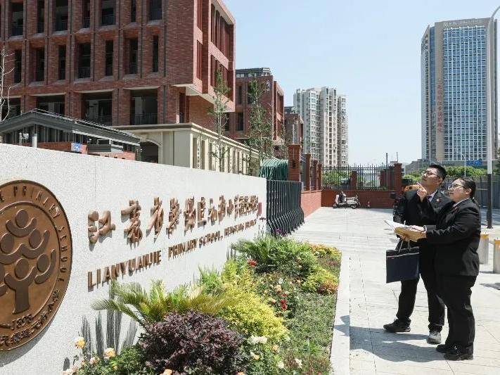 
                        4:3图片