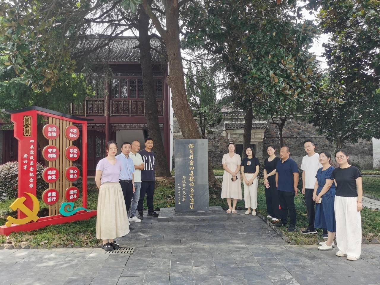 
                        4:3图片