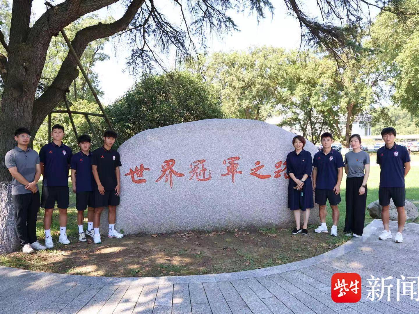 
                        4:3图片