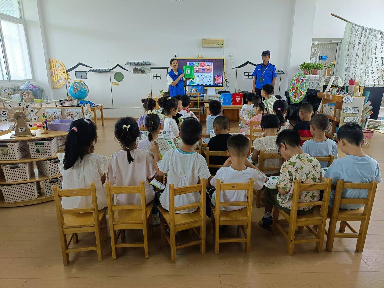 
                        4:3图片
