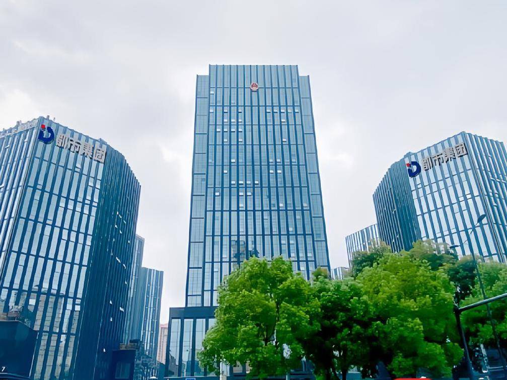 
                        4:3图片