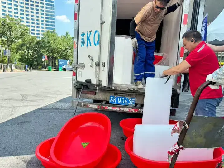 
                        4:3图片