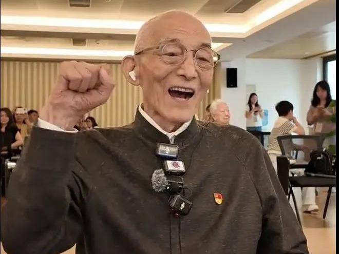 
                        4:3图片