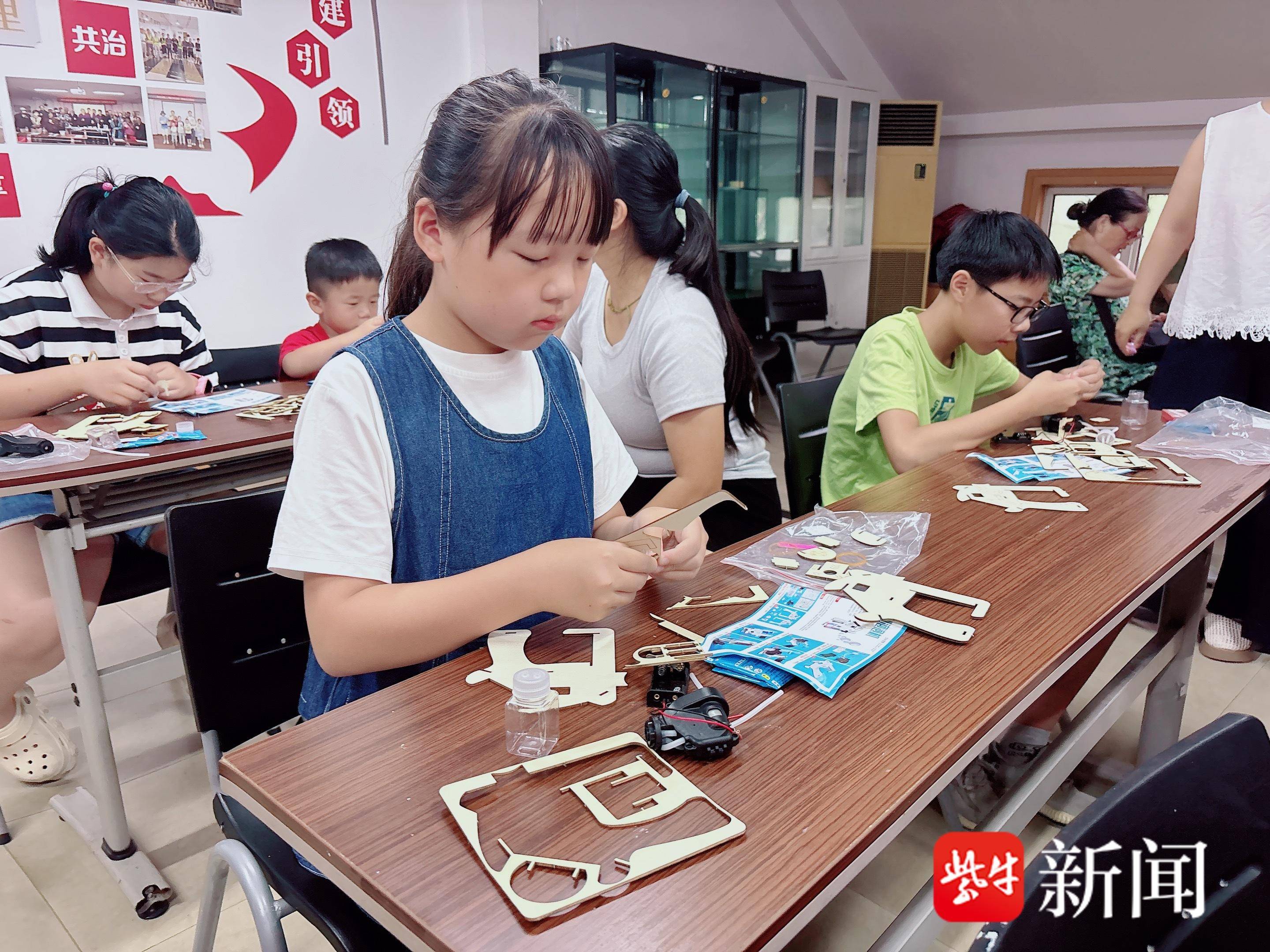 
                        4:3图片