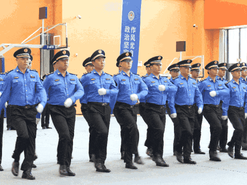 
                        4:3图片