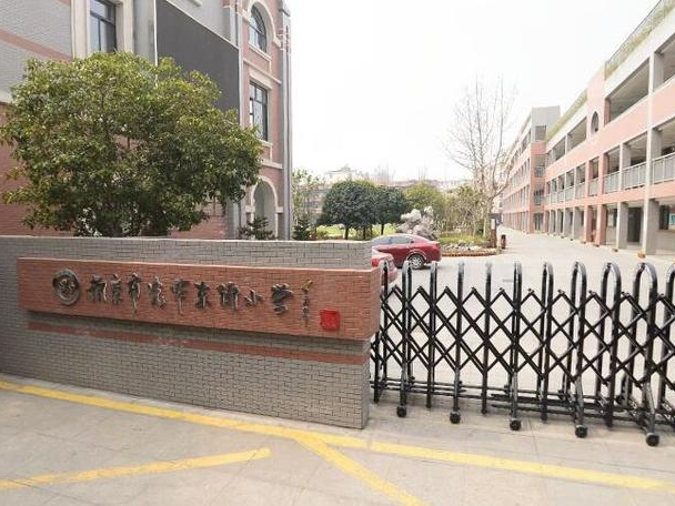 
                        4:3图片