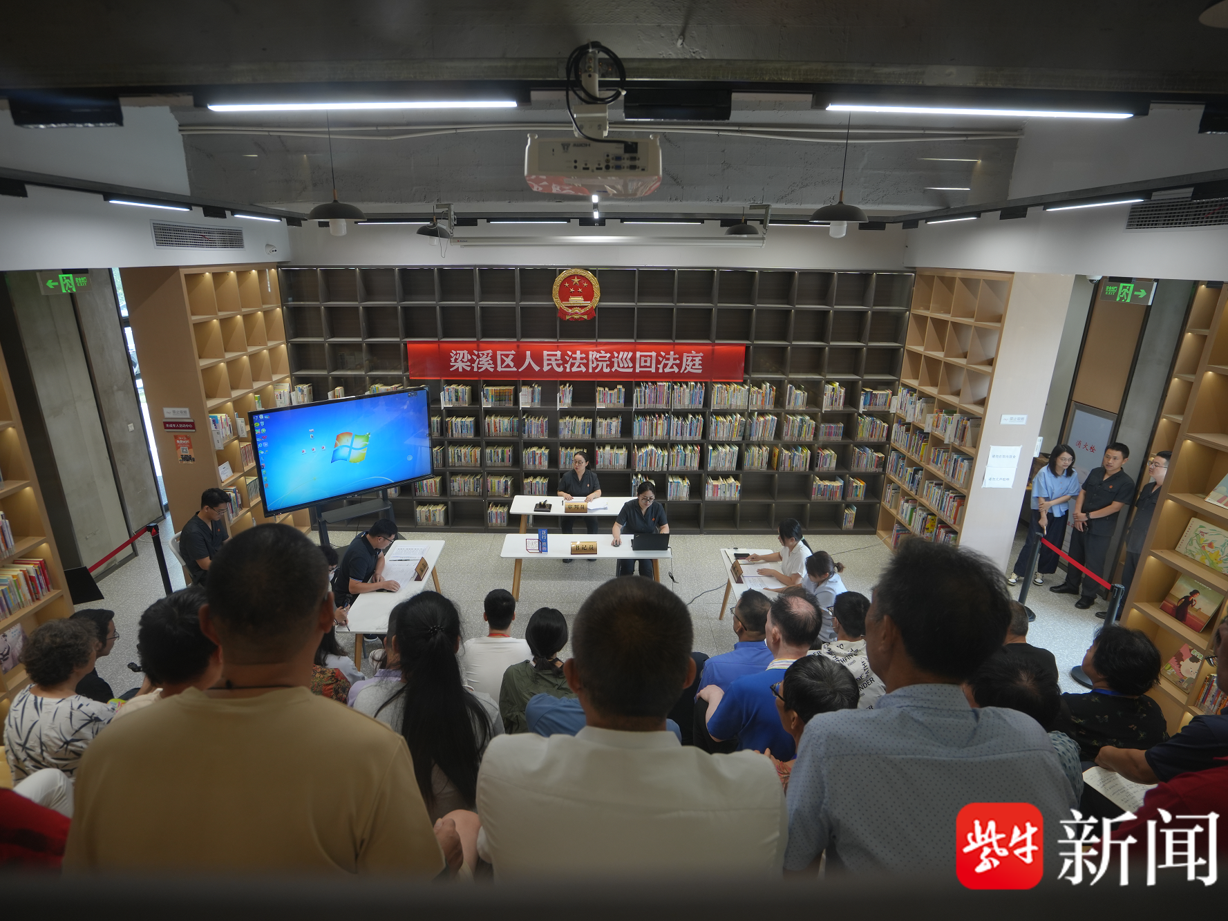 
                        4:3图片