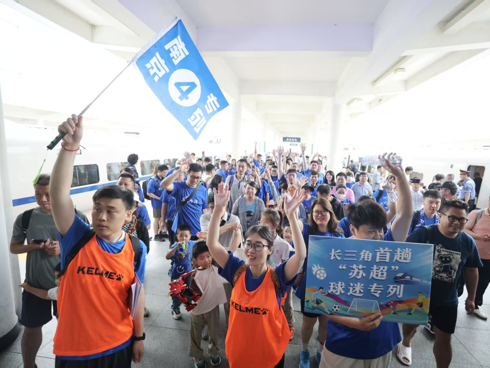 
                        4:3图片